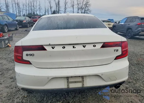 2017 Volvo S90 T5 Momentum z USA, uszkodzony, nr VIN YV1102AK4H1011521